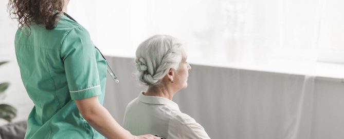 Yaşlı Yakınlarınız İçin Yatılı Bakıcı Hizmeti